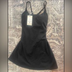 NWT SMALL Everyday Cloudful Fabric Backless 2-in-1 Flare Workout Dress